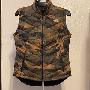 The North Face Women's Tamburello Camouflage Vest Full Zip Size Small